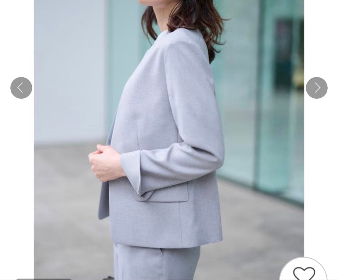 新品　アンタイトル　スカート スーツ　ライトグレー系orライトベージュ系　XS