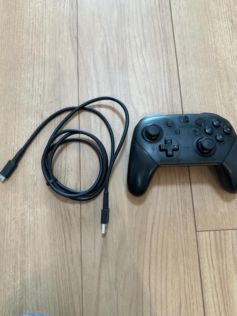 Nintendo Switch 本体 ブラック 付属品完備、おまけ 純正プロコン