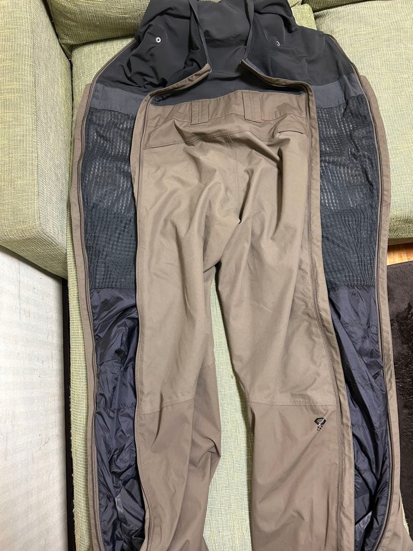 マウンテンハードウェア　ファイアフォールビブ　Sサイズ