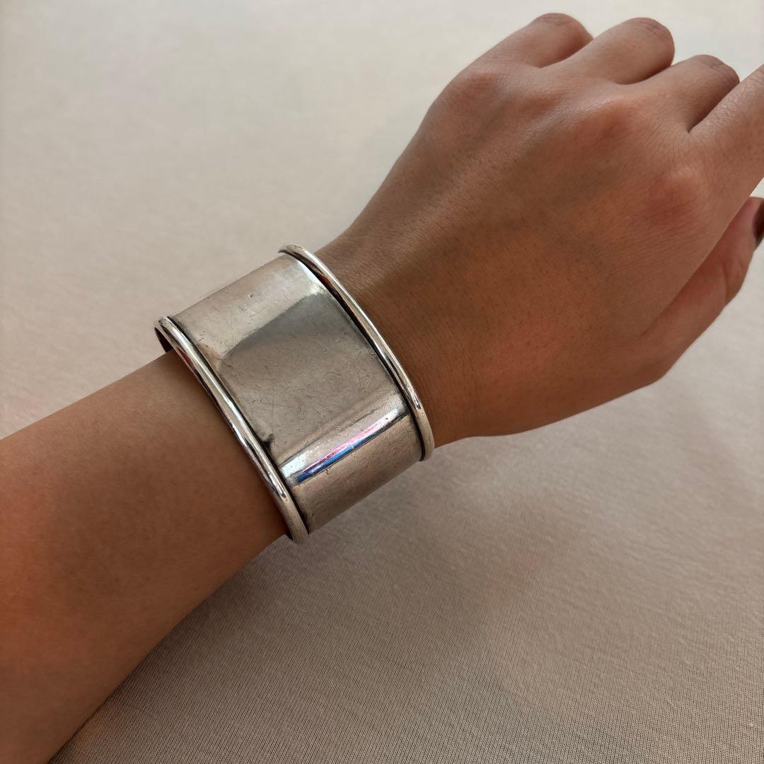 SYMPATHY OF SOULシルバー 幅広バングル