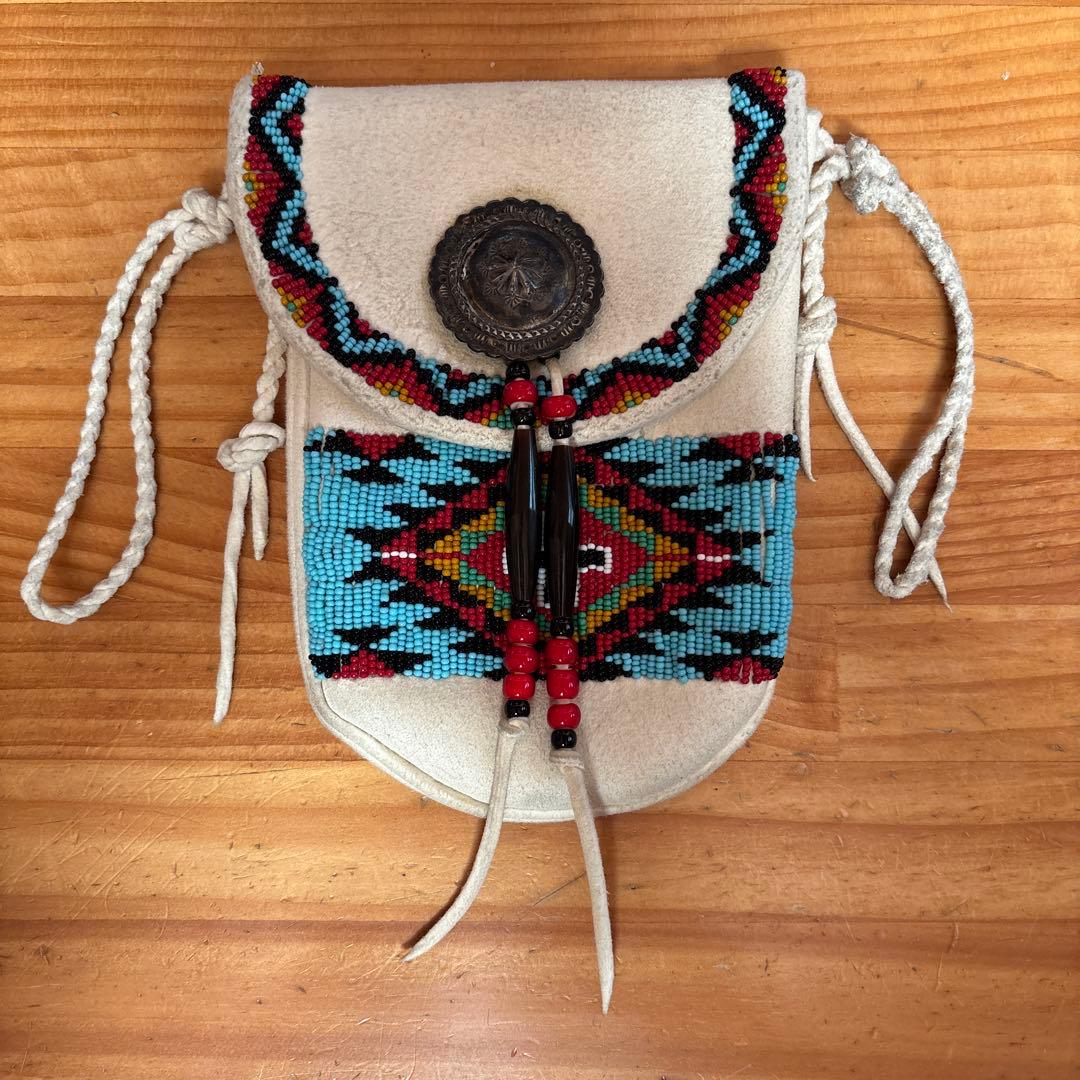 THE BINGO BROTHERSハンドメイド ビーズ刺繍レザーウエストポーチ