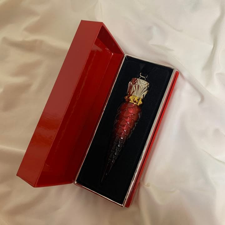 クリスチャンルブタン メタルマットフルイド　101f