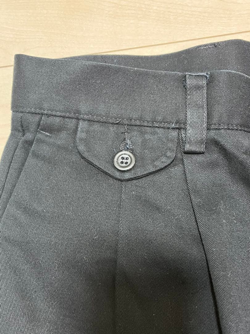 カ*イ様 美品 激安 新品　黒　DOCKERS ブラック　ツータック　チノ ドッ