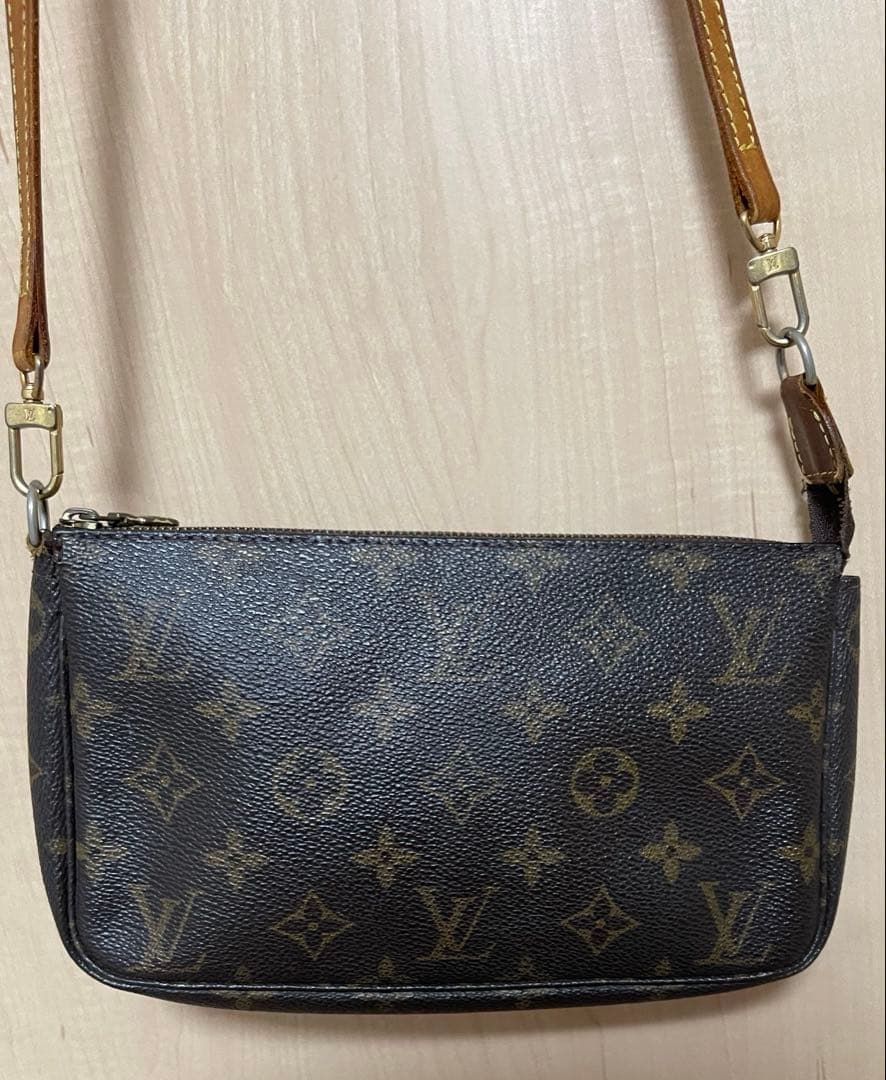 ルイヴィトン モノグラム ポーチ アクセソワール