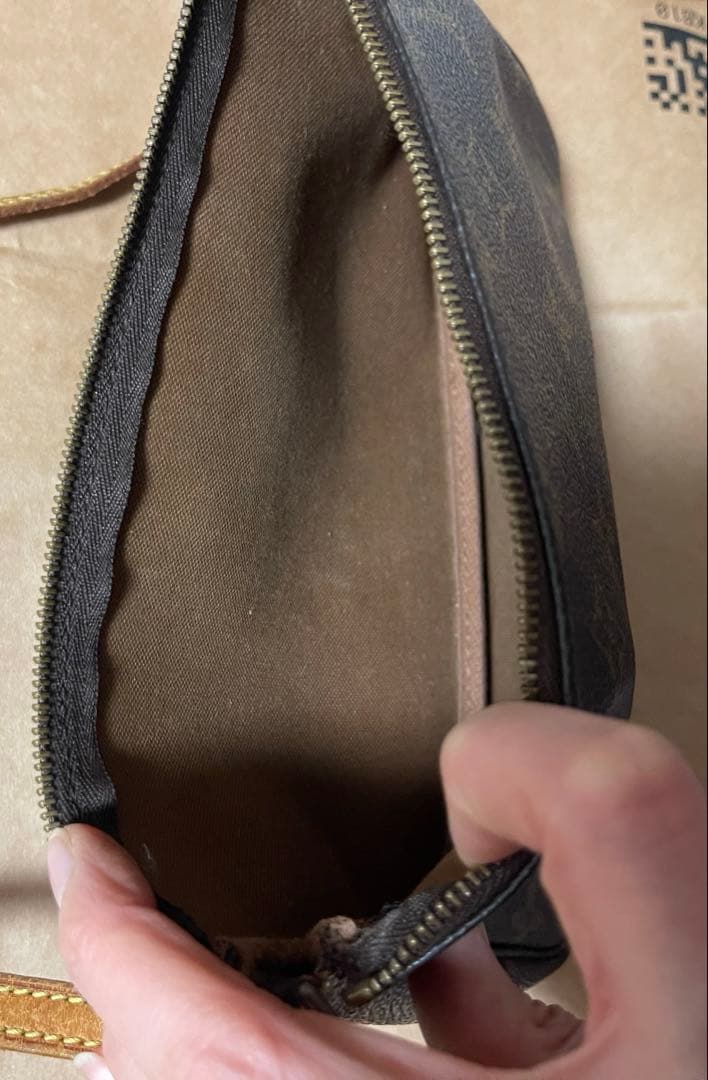 ルイヴィトン モノグラム ポーチ アクセソワール