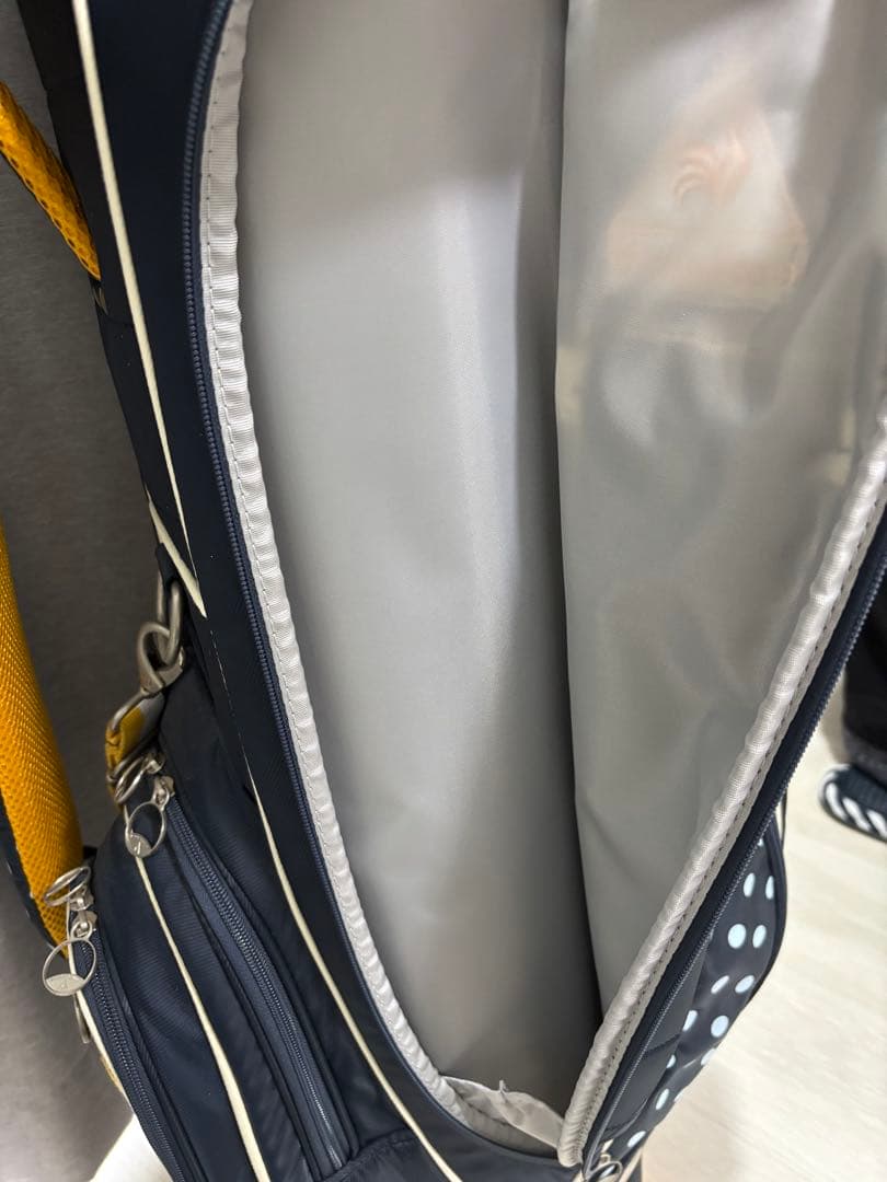 i*a様 新品訳あり　ルコックスポルティフゴルフ　レディスキャディーバック　水玉