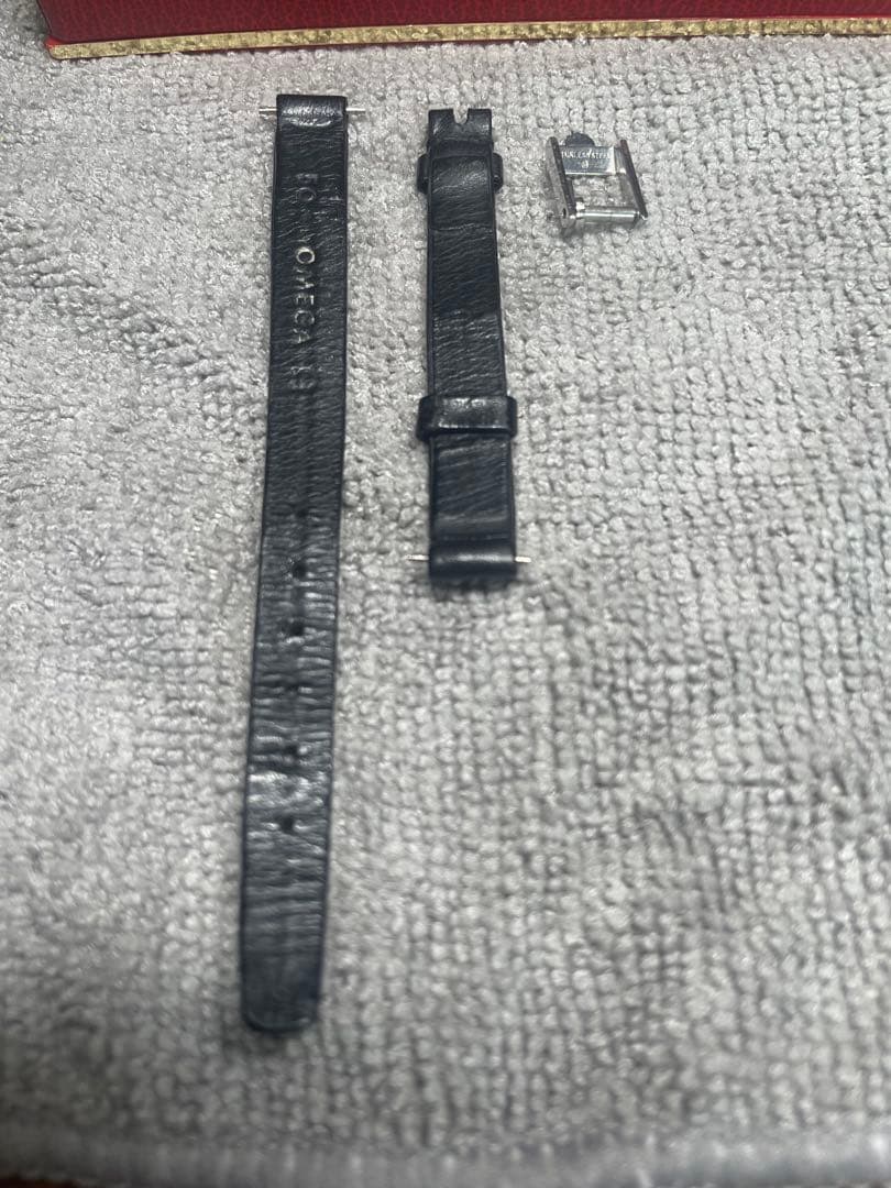 OMEGA 手巻き　正確稼働　オニキスリュウズ　裏蓋シール　純正尾錠・ベルト・箱