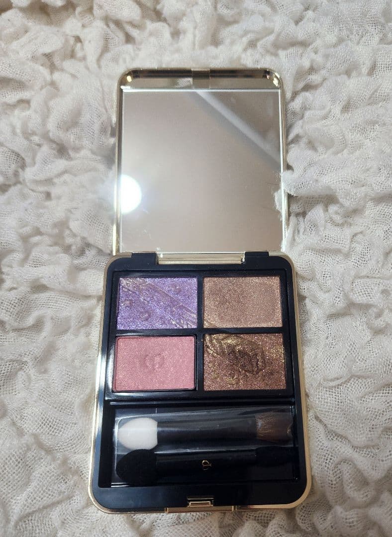 クレドポーボーテ ２０２５年クリスマスコフレ504