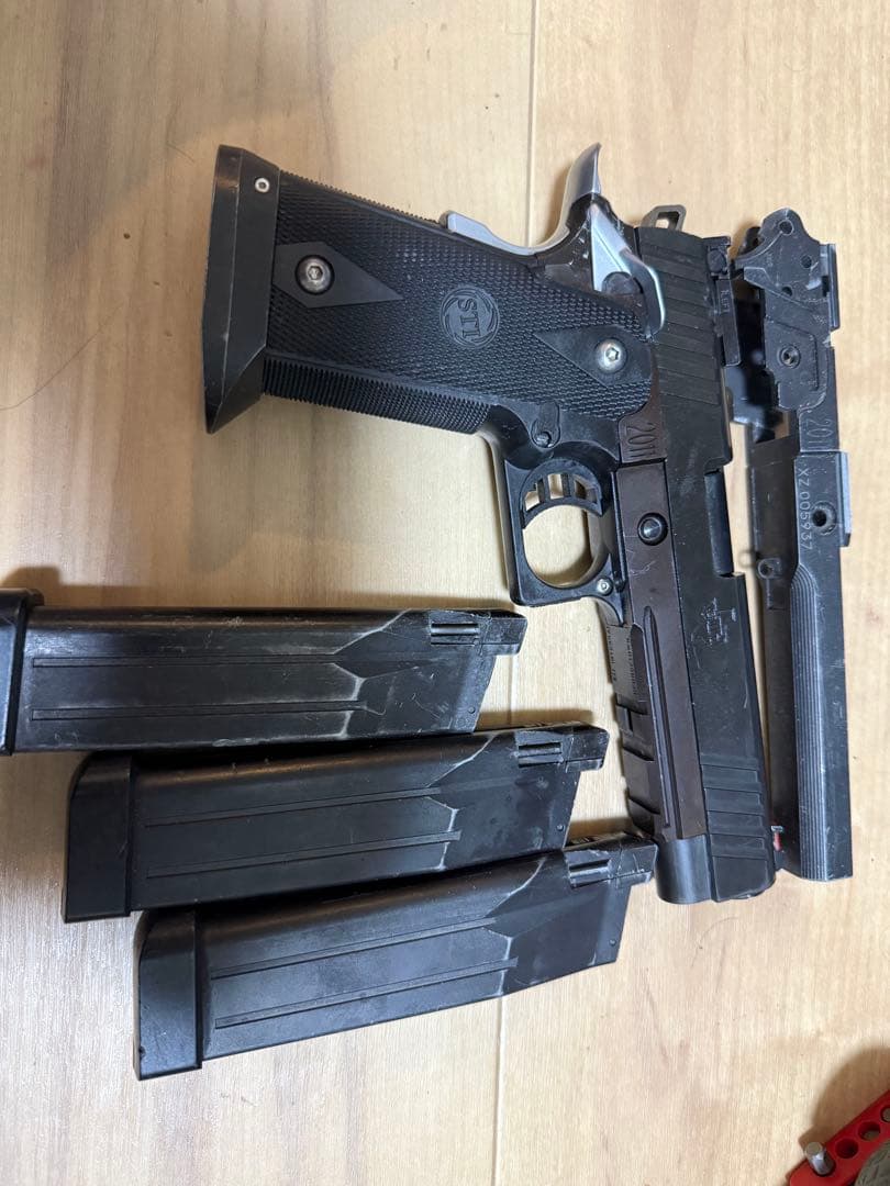 KSC ハイキャパ　STI EDGE 5.1スライドヘヴィウェイト　マガジン3本