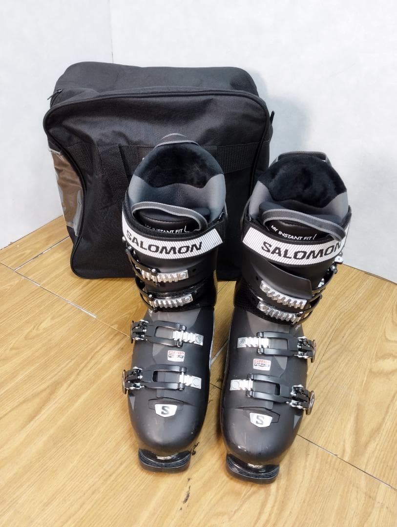 Y♢512 SALOMON スキーブーツ SELECT HV100 美品！