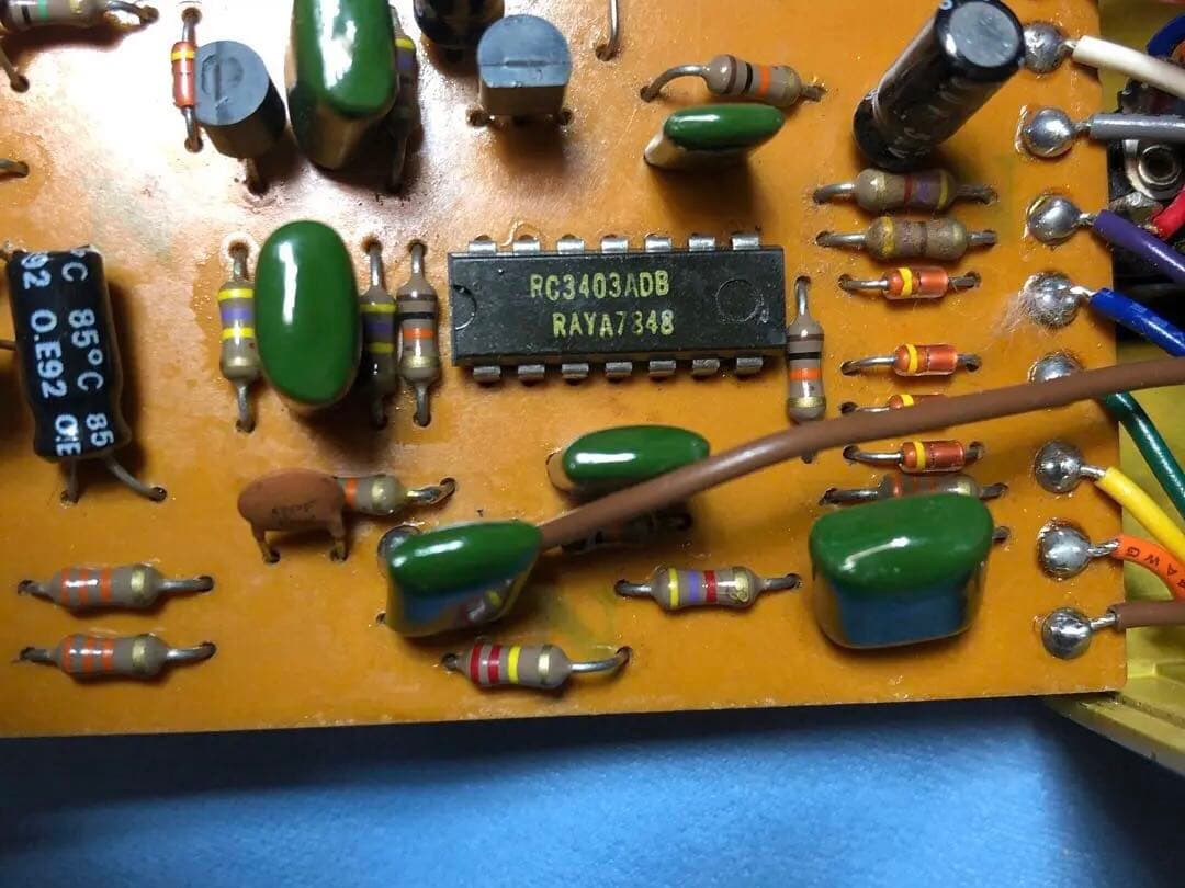 Boss OD－1 オーバードライブ　ビンテージ　銀ネジレイセオンクワッドコア