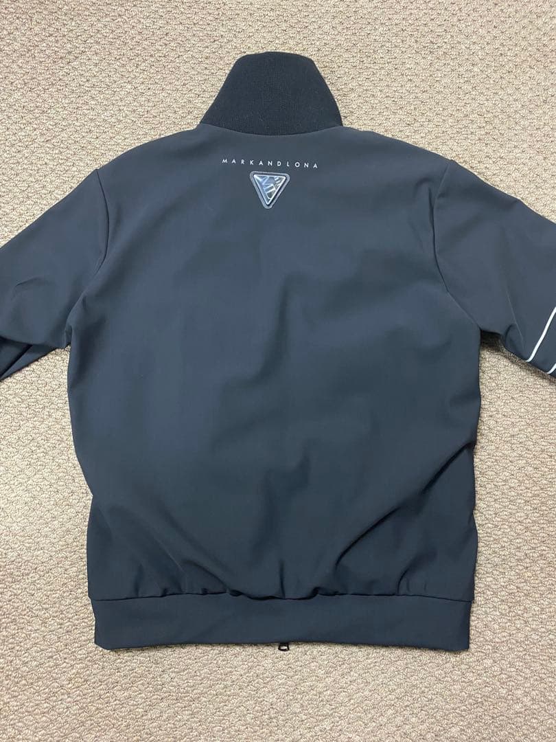 マークアンドロナ MARKALONA ダウンジャケット ブラック