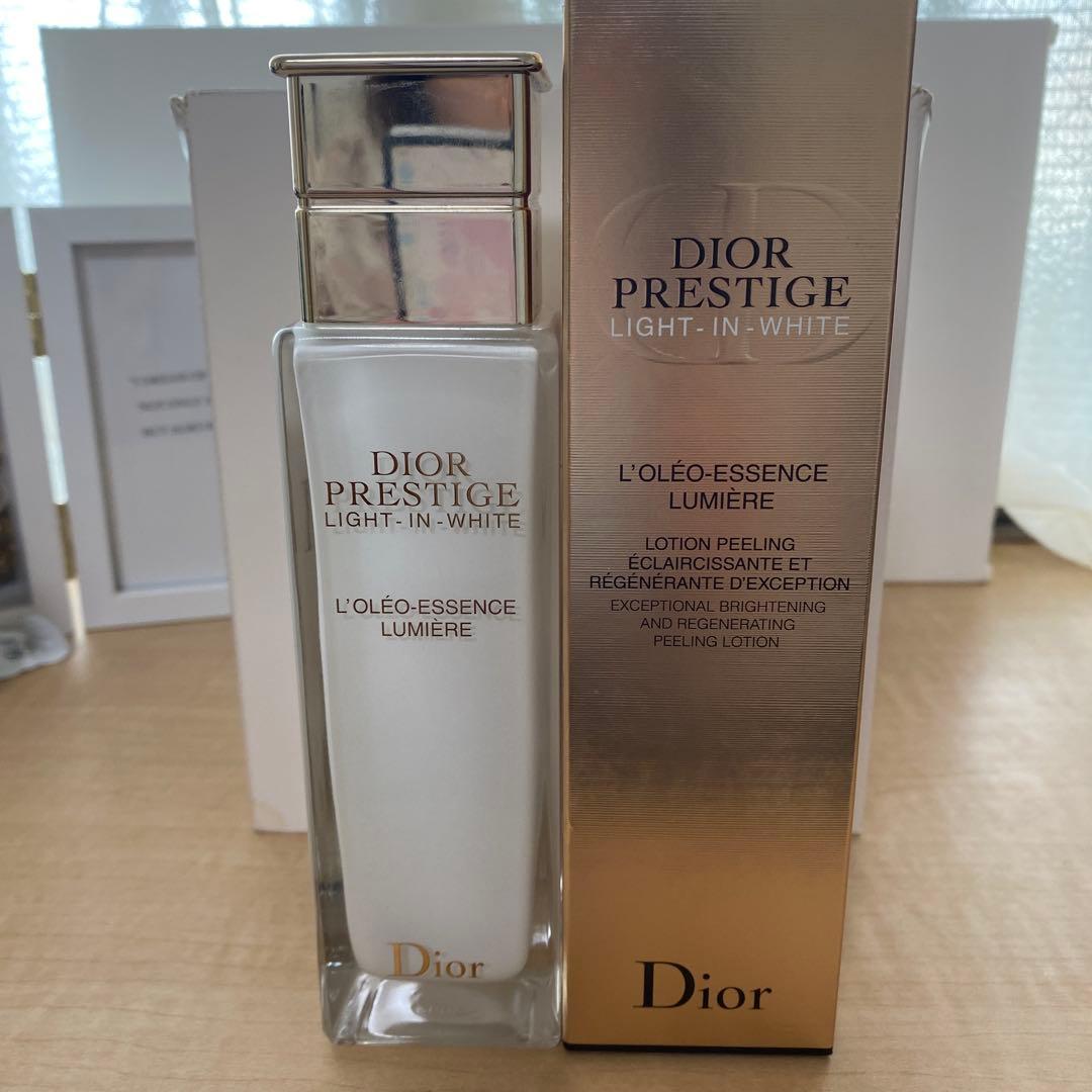 Dior プレステージ ホワイト オレオ エッセンス ローション150