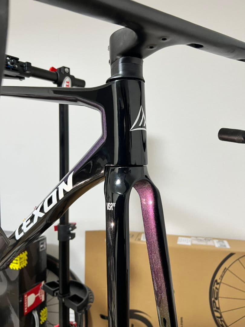 Lexon VISR 2023 カーボンロードバイクフレームセット