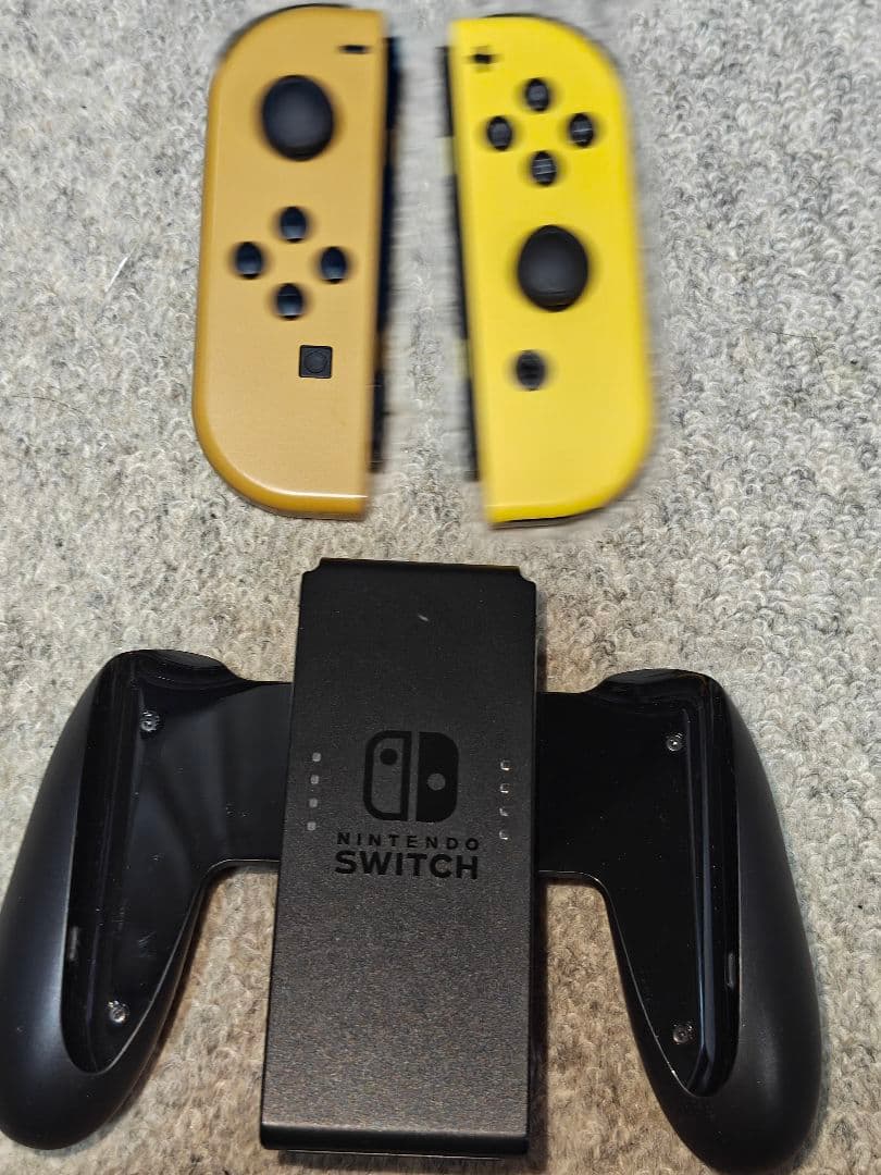 動作良好　switch 本体 ピカチュウ　モンスターボールplus