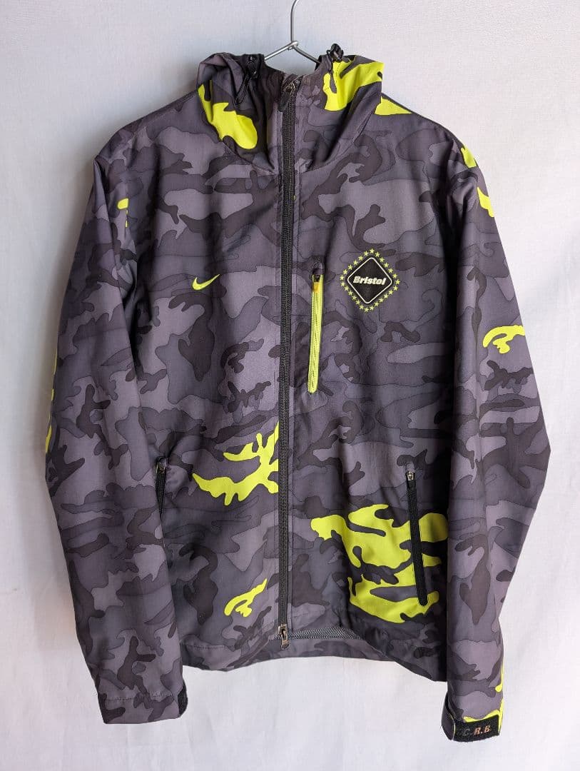 F.C.Real.Bristol 迷彩柄 ナイロンジャケット
