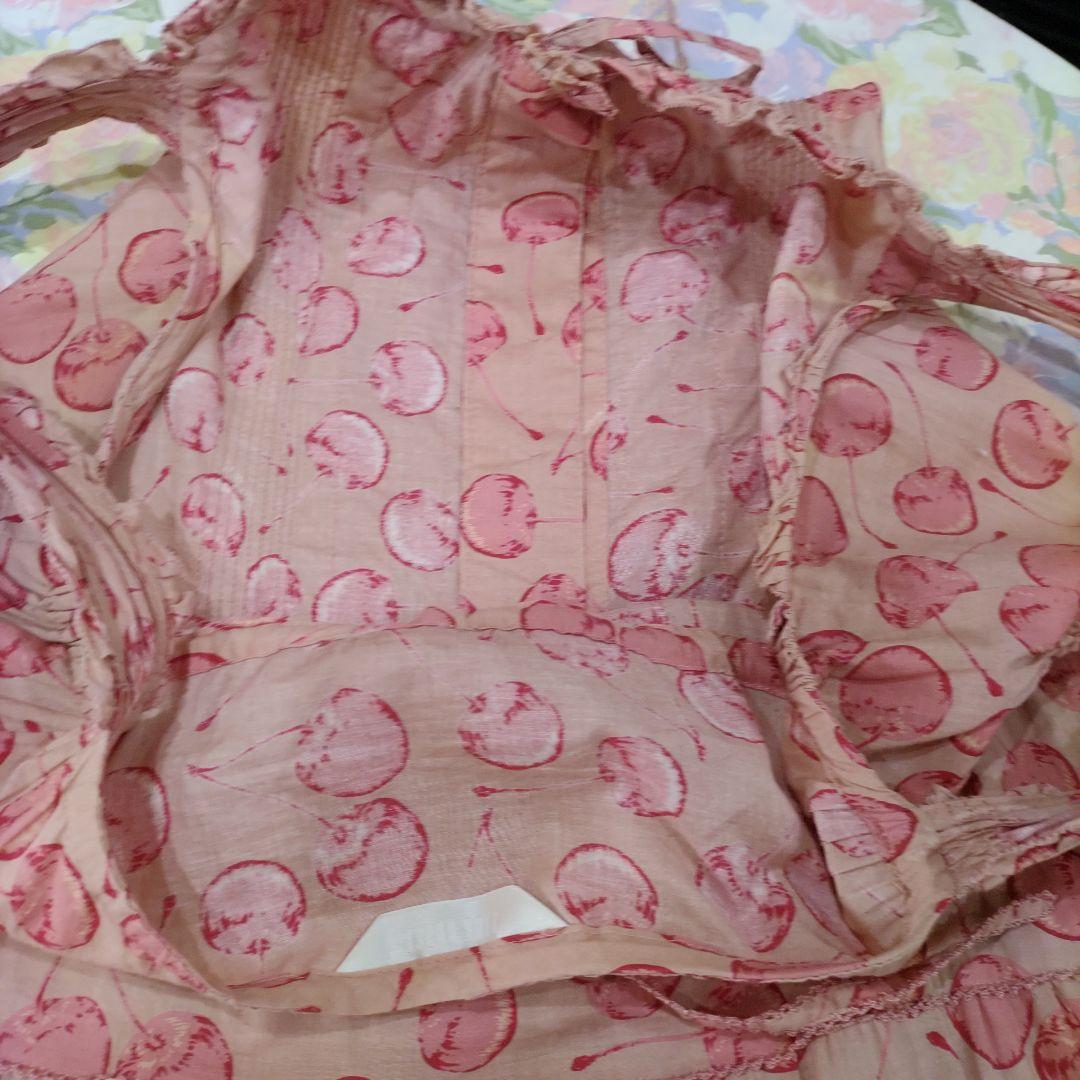 ピンクハウス　チェリー柄　ピコフリル　段々ワンピース　クスミピンク系