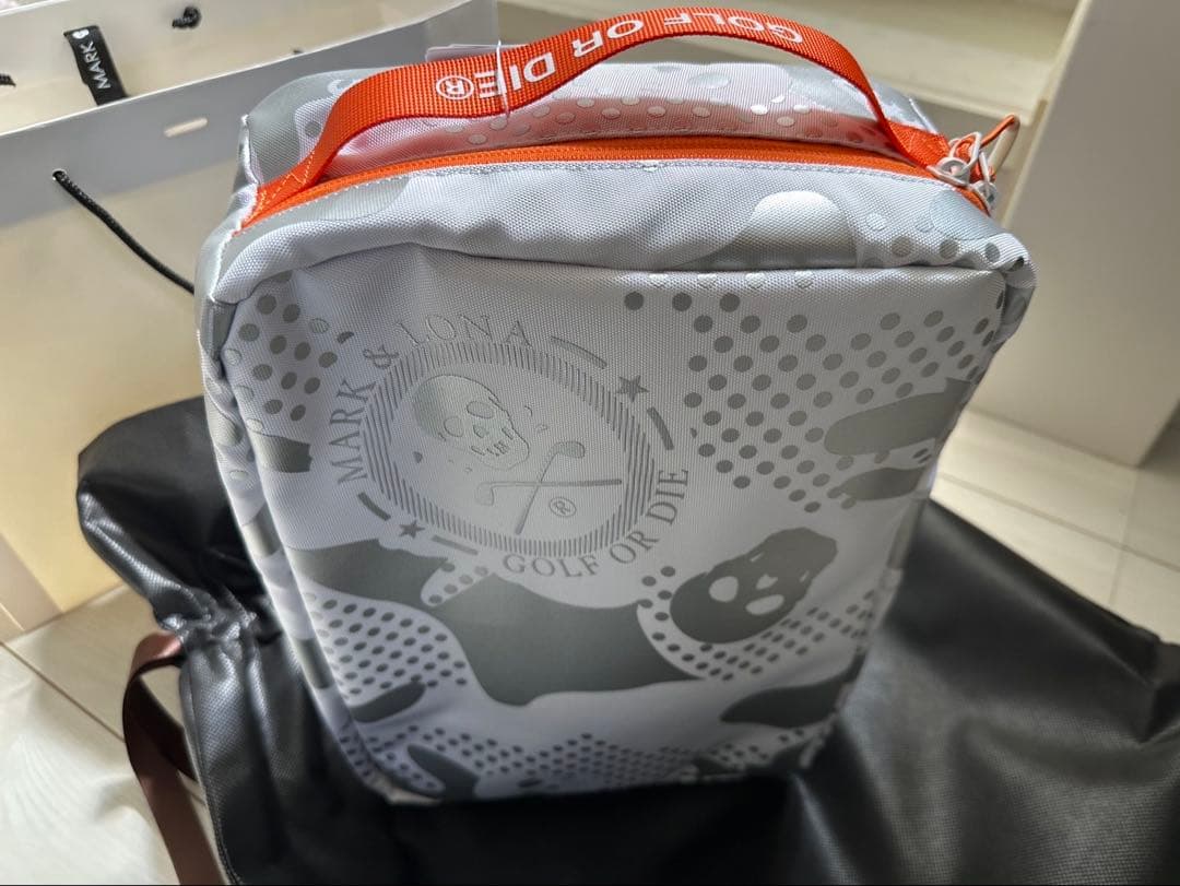 【新品・正規品】MARK & LONA ミニバッグ（カモフラージュ柄）