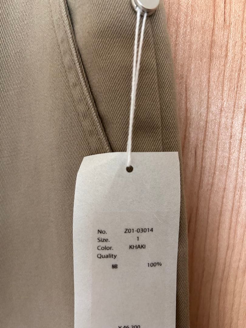 新品 COMOLI コモリ チノパンツ チノパン サイズ1 KHAKI チノ