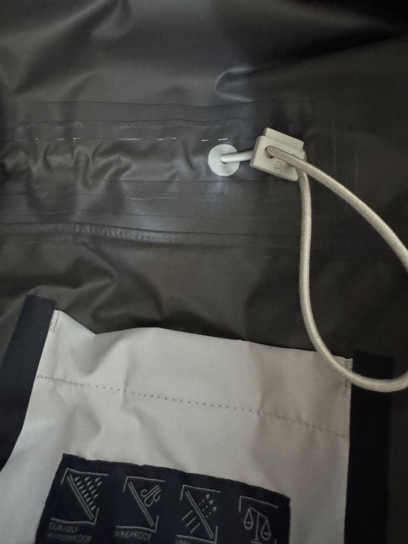 Herno ヘルノ　Laminar GORE-TEX ジャケット　48サイズ