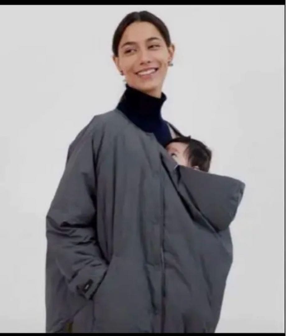 コニー　リバーシブル ダウンジャケット