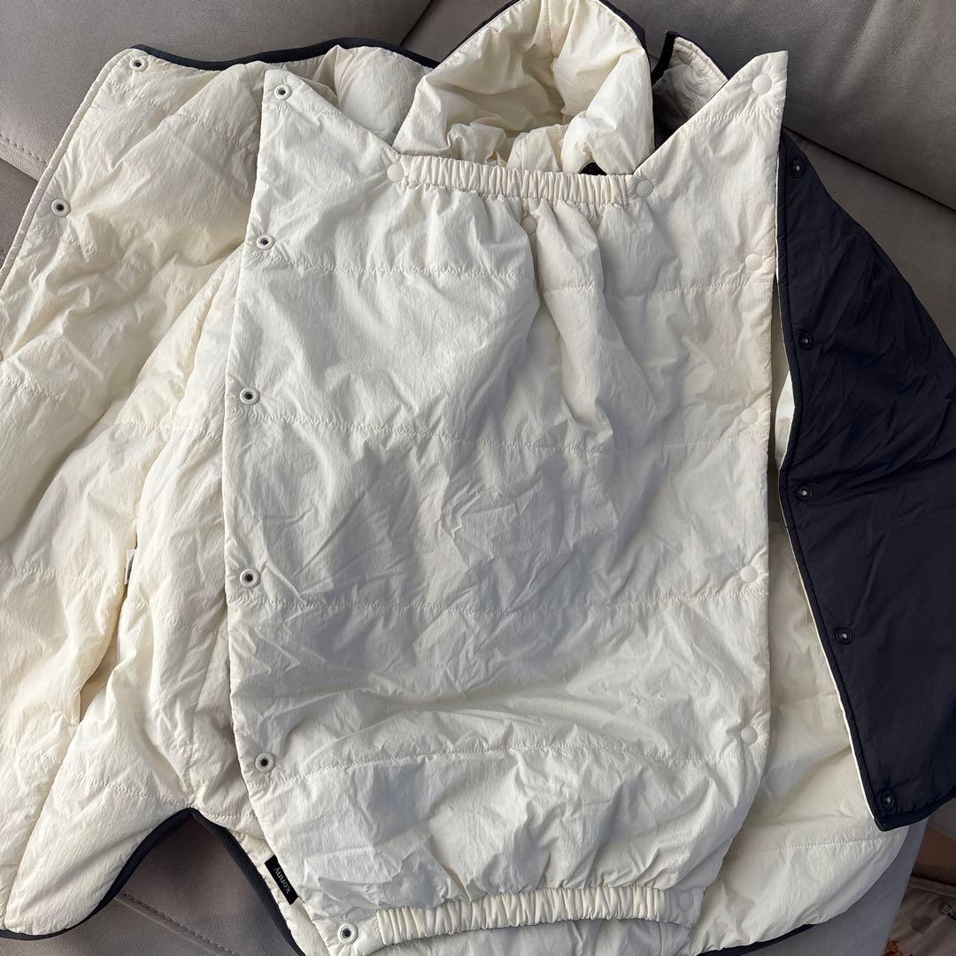 コニー　リバーシブル ダウンジャケット