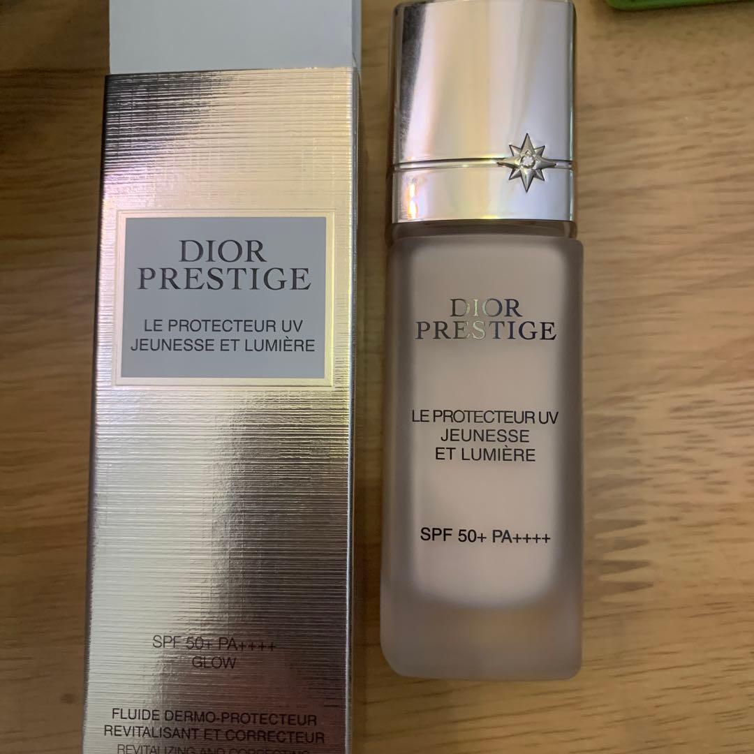 ディオールプレステージホワイト ルプロテクター UVルミエールシアーグロウ