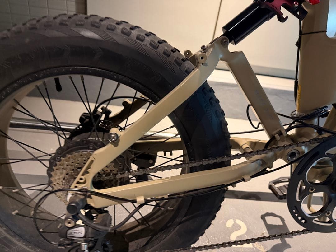 MATE X 250 MATEBAIKEほぼ美品　新発売カラー