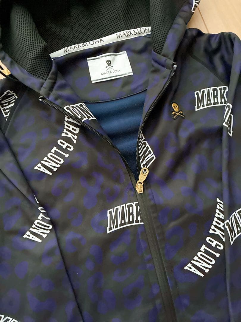 マークアンドロナ　MARK&LONA パーカー　ゴルフウェア