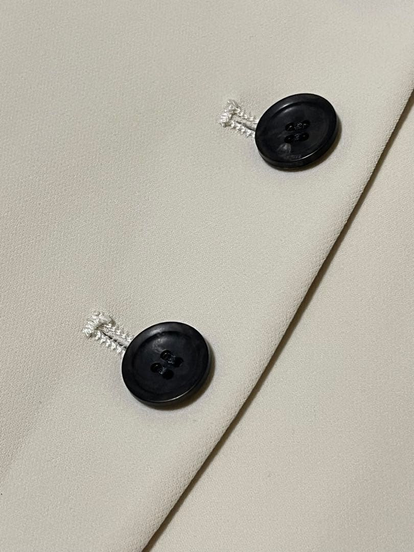 anuans アニュアンス カーブフロント ジレ ベスト 19,800円