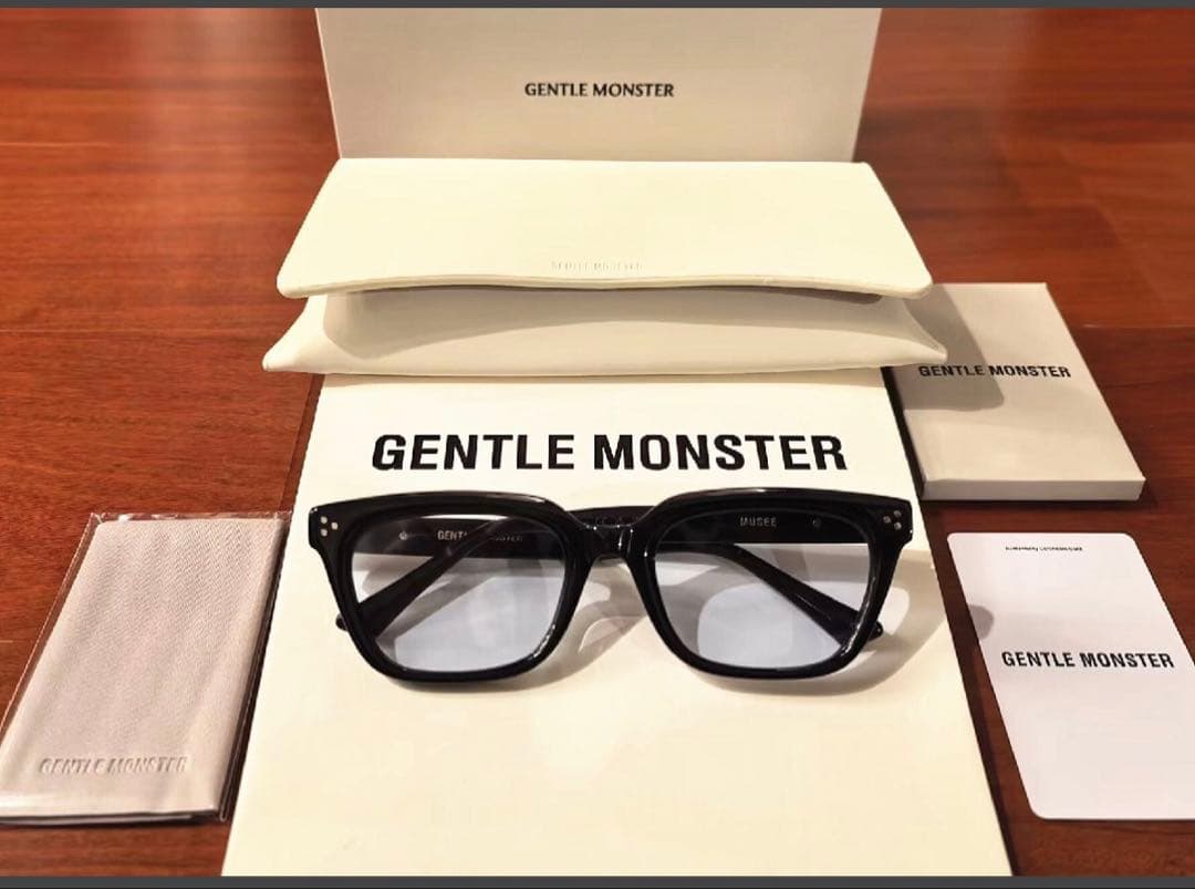 GENTLE MONSTER MUSEE ブラックサングラス