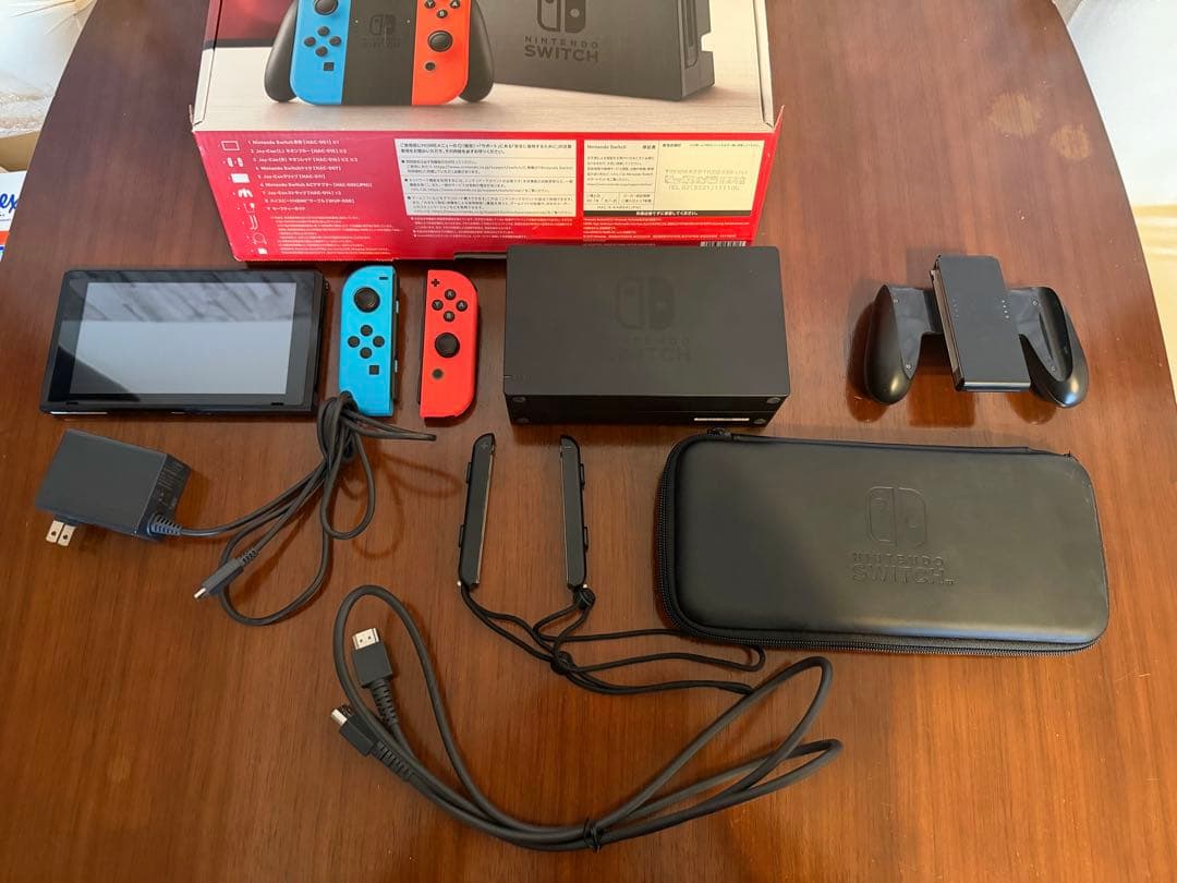 Nintendo Switch ※純正ケース付き♪