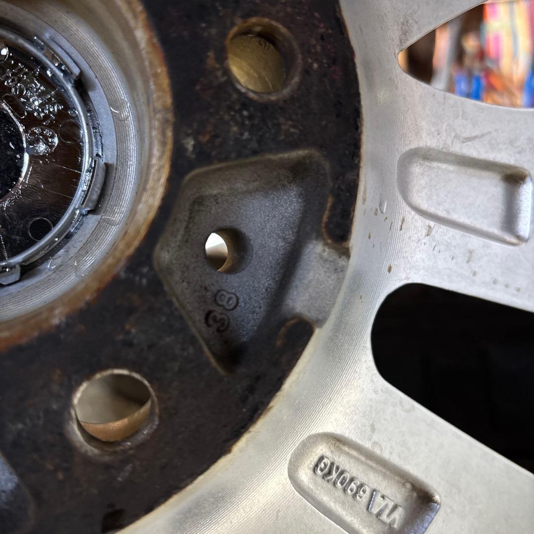 ロクサーニ　マルチフォルケッタ　２１インチ 9J +38 4本セット