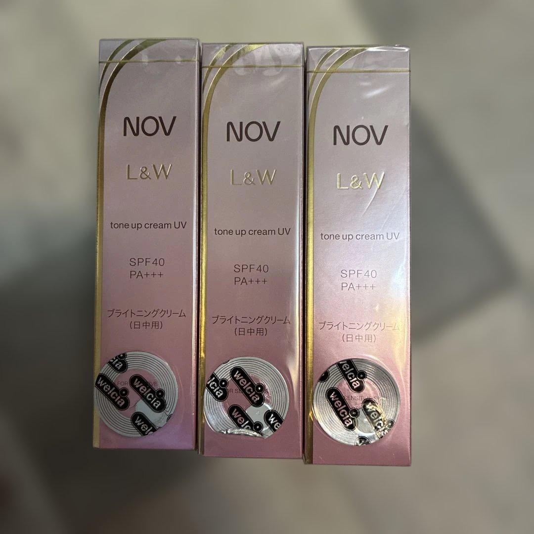 フェイスクリーム NOV L&W tone up cream UV 50g x3