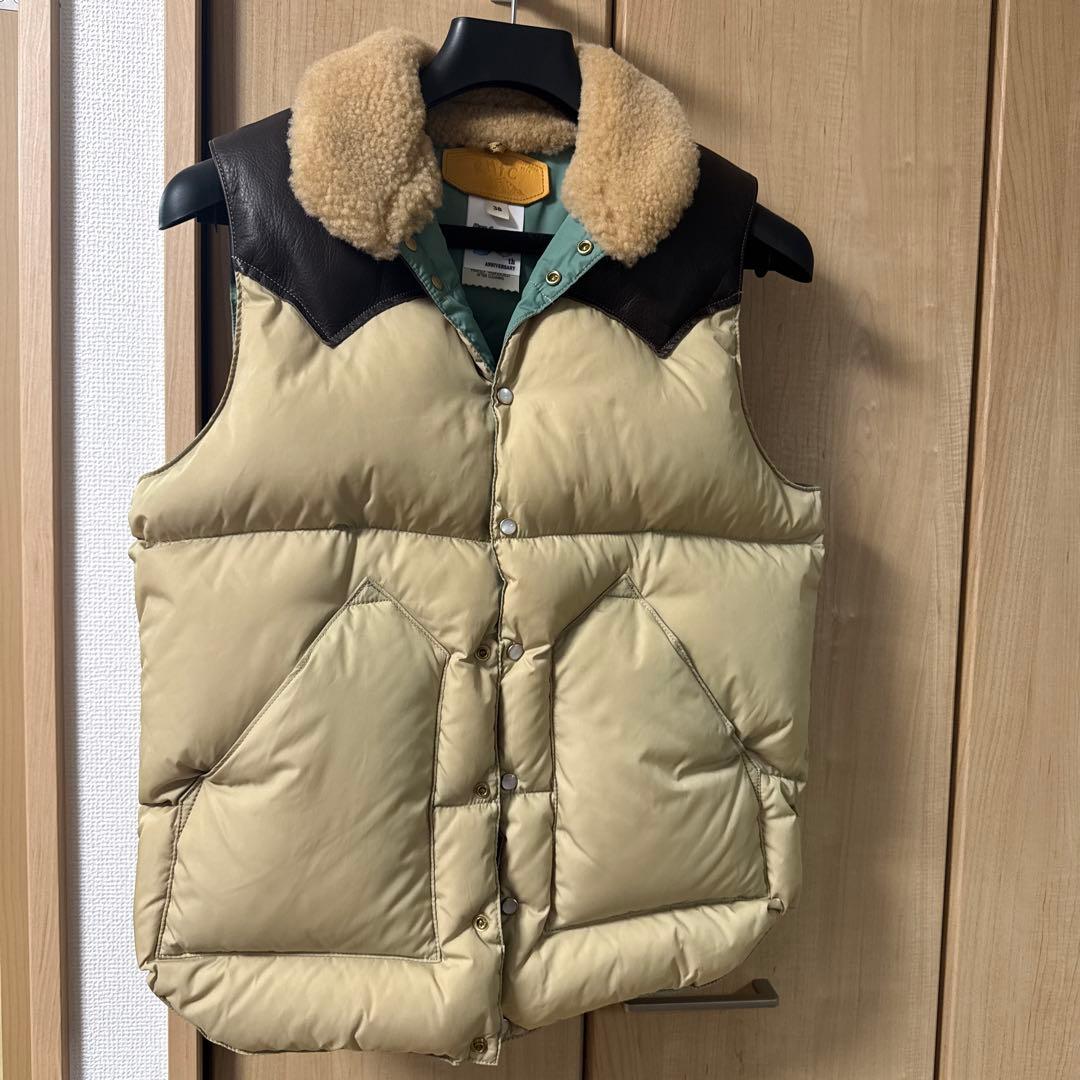 ロッキーマウンテンフェザーベット 新品未使用 ダウンベスト 50周年記念