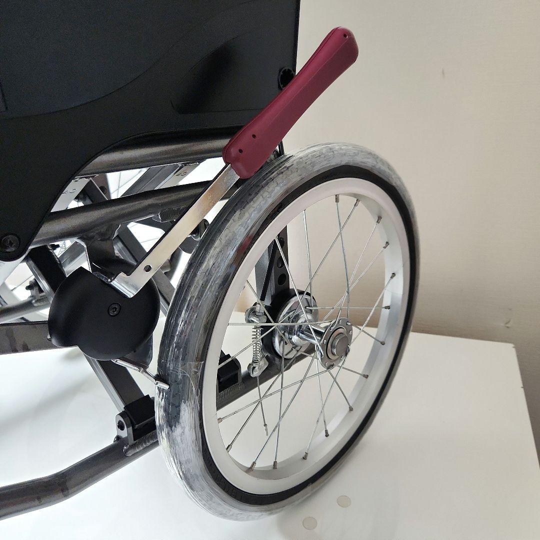 カワムラサイクル　介助用　ノーパンクタイヤ　車椅子　KMD-A16-40