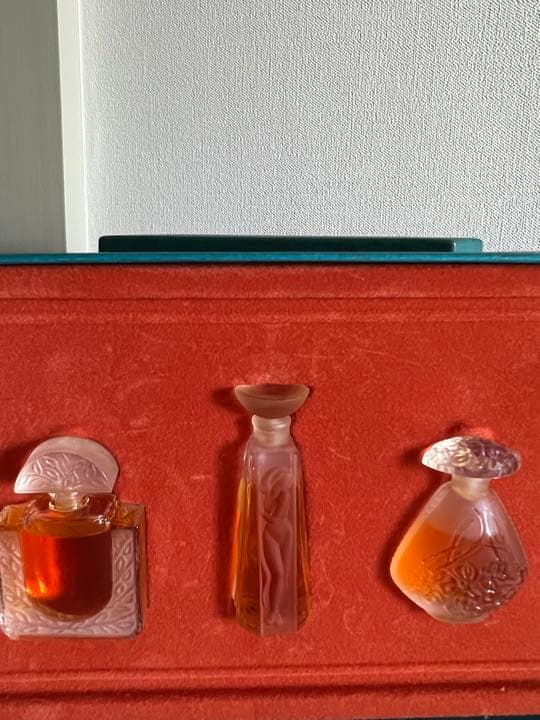 ラリックミニ香水セット