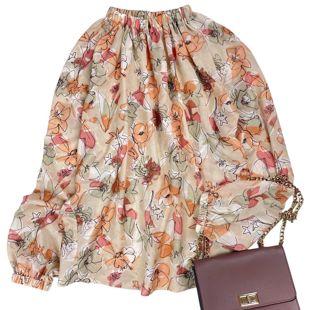 美品 トゥモローランド 24SS 近年 ピオニープリントブラウス 定価2.3万