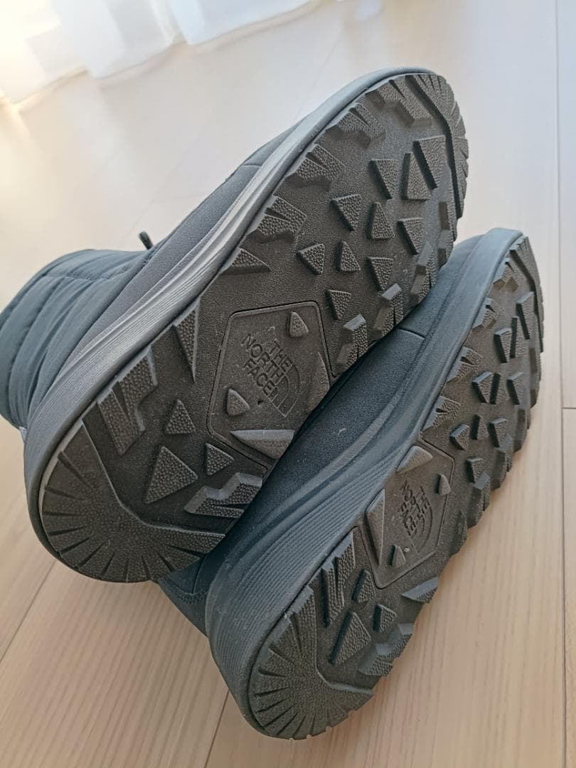 【美品】ノース・フェイス ヌプシ ブーティNFW52272 24cm（箱付き）