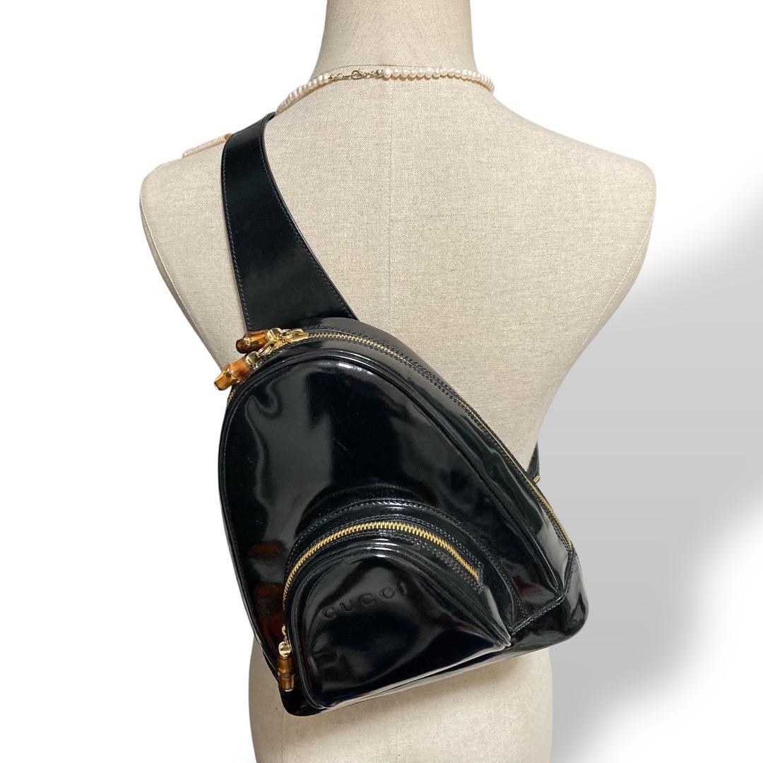 【美品】グッチ ワンショルダーバッグ　ボディバッグ　パテントレザー バンブー 黒