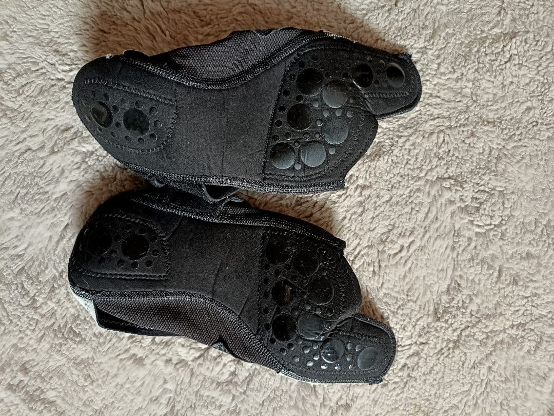 Burnes Style トレーニンググローブシューズ