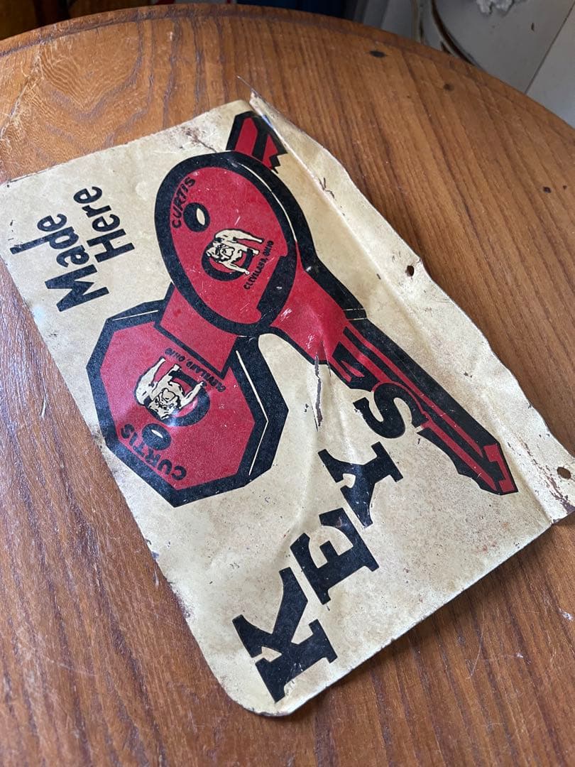 YOですメタル　サイン　プレート　看板　KEY 鍵シャビー　レア　アメリカ