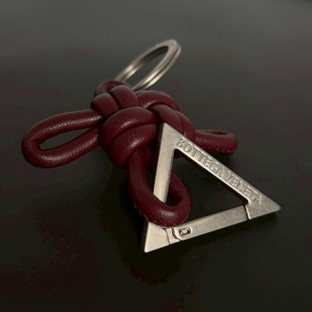 美品 ボッテガヴェネタ キーリング キーホルダー レザー トライアングル