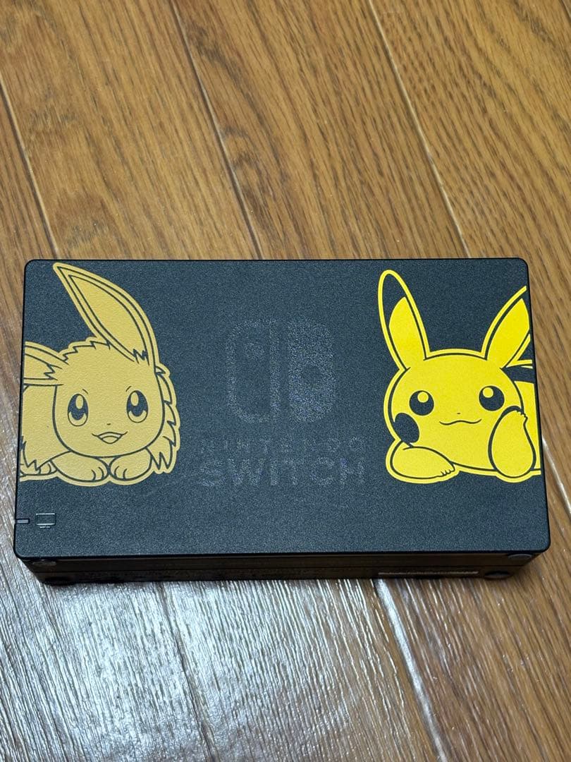 Nintendo Switch ピカチュウデザイン 128GB