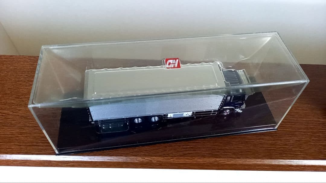 1/72スケール　みやこ鮮冷 丸美グループ 大型トラック