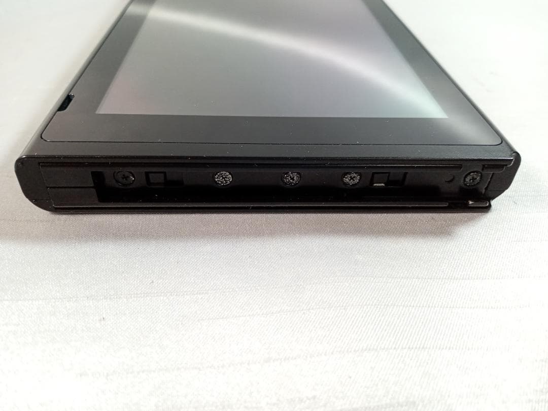 Nintendo Switch スイッチ 本体 新型 2019年モデル 本体のみ