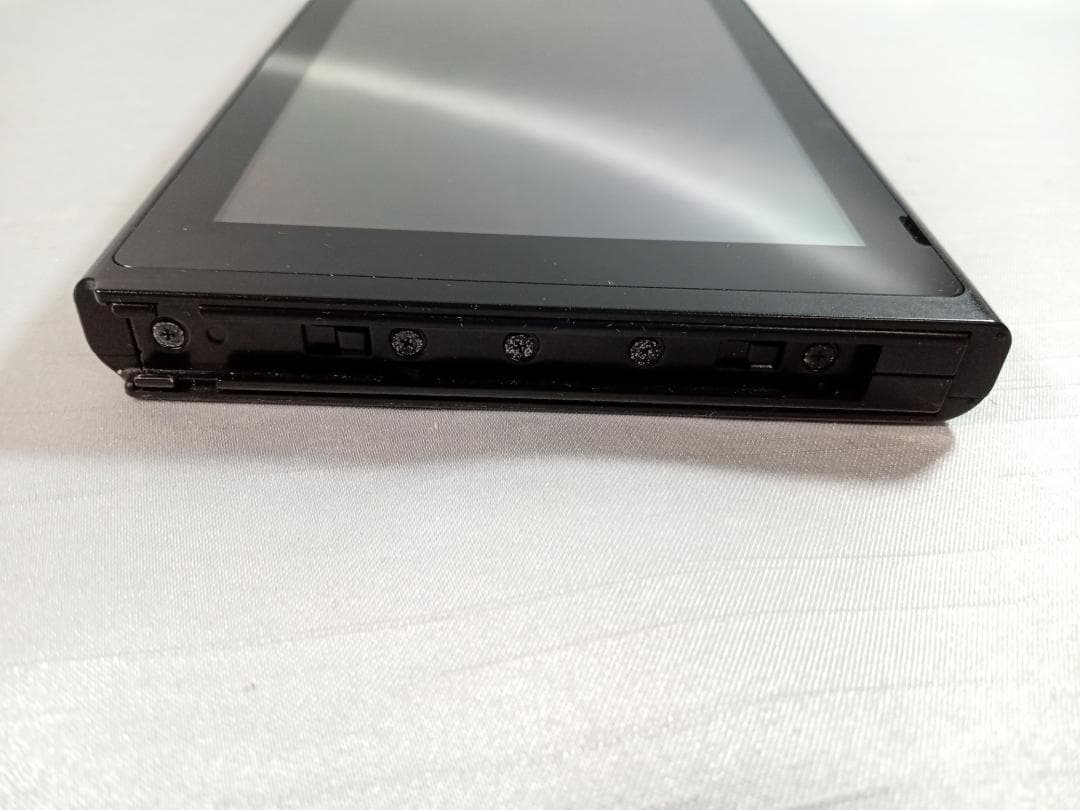 Nintendo Switch スイッチ 本体 新型 2019年モデル 本体のみ