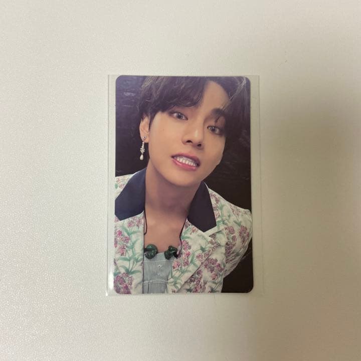 BTS MAP OF THE SOUL ON:E DVD Ｖ テヒョン トレカ