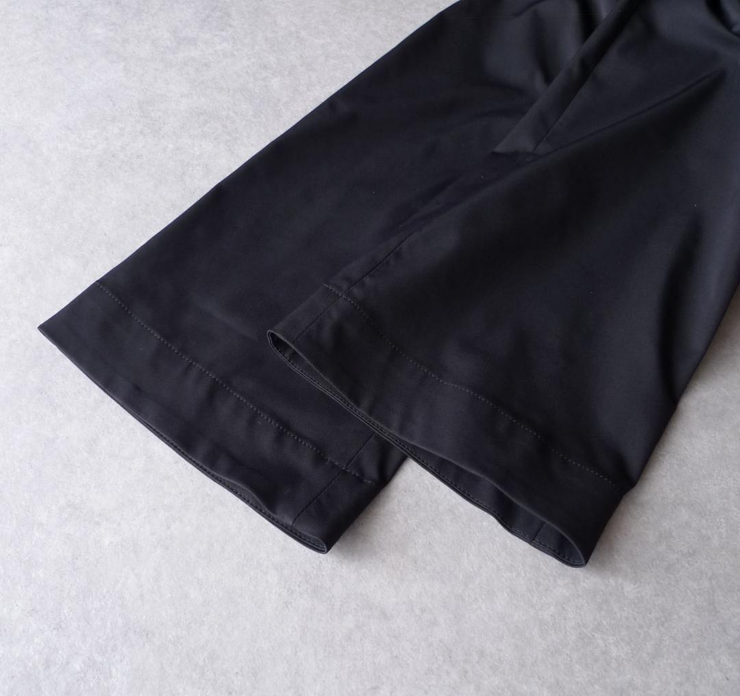 美品 ELIN 5万 ブラックのワンピース エリン デミルクスビームス Z89