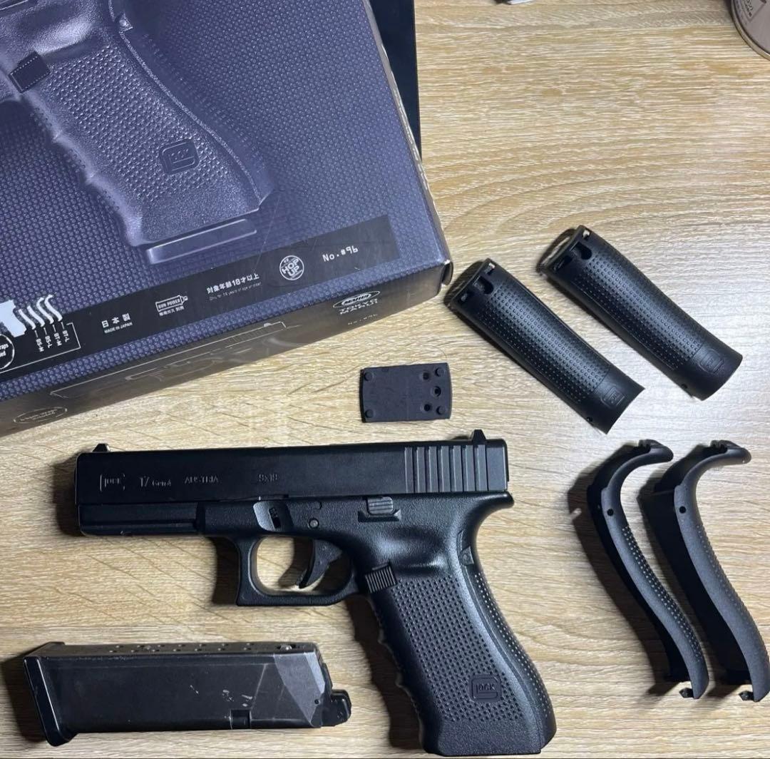 東京マルイ　G17グロック17 gen4 箱　サイトマウント付き